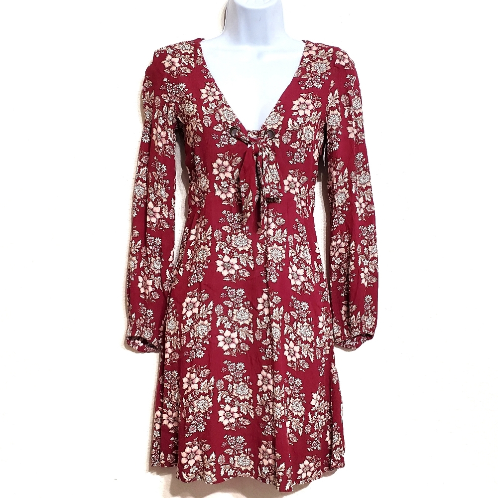 American Eagle Floral Bohemian Dress